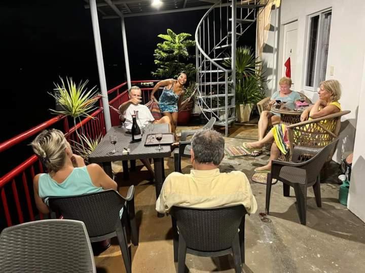 Strandhaus Condotel Moalboal Exterior photo